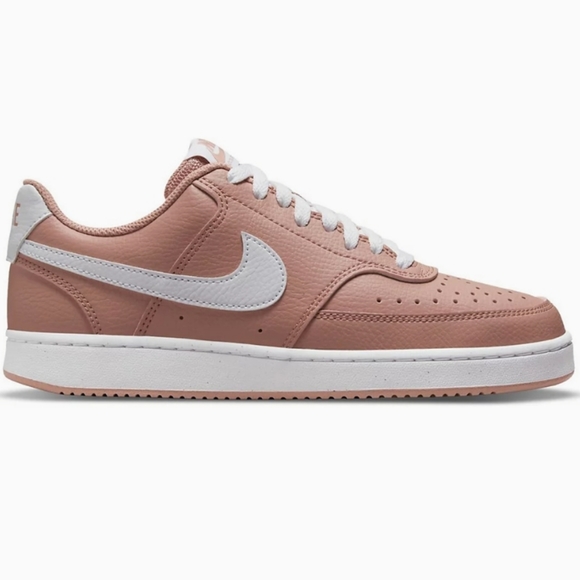 FINAL PRICE! NEW Rose Nike's - Picture 1 of 6